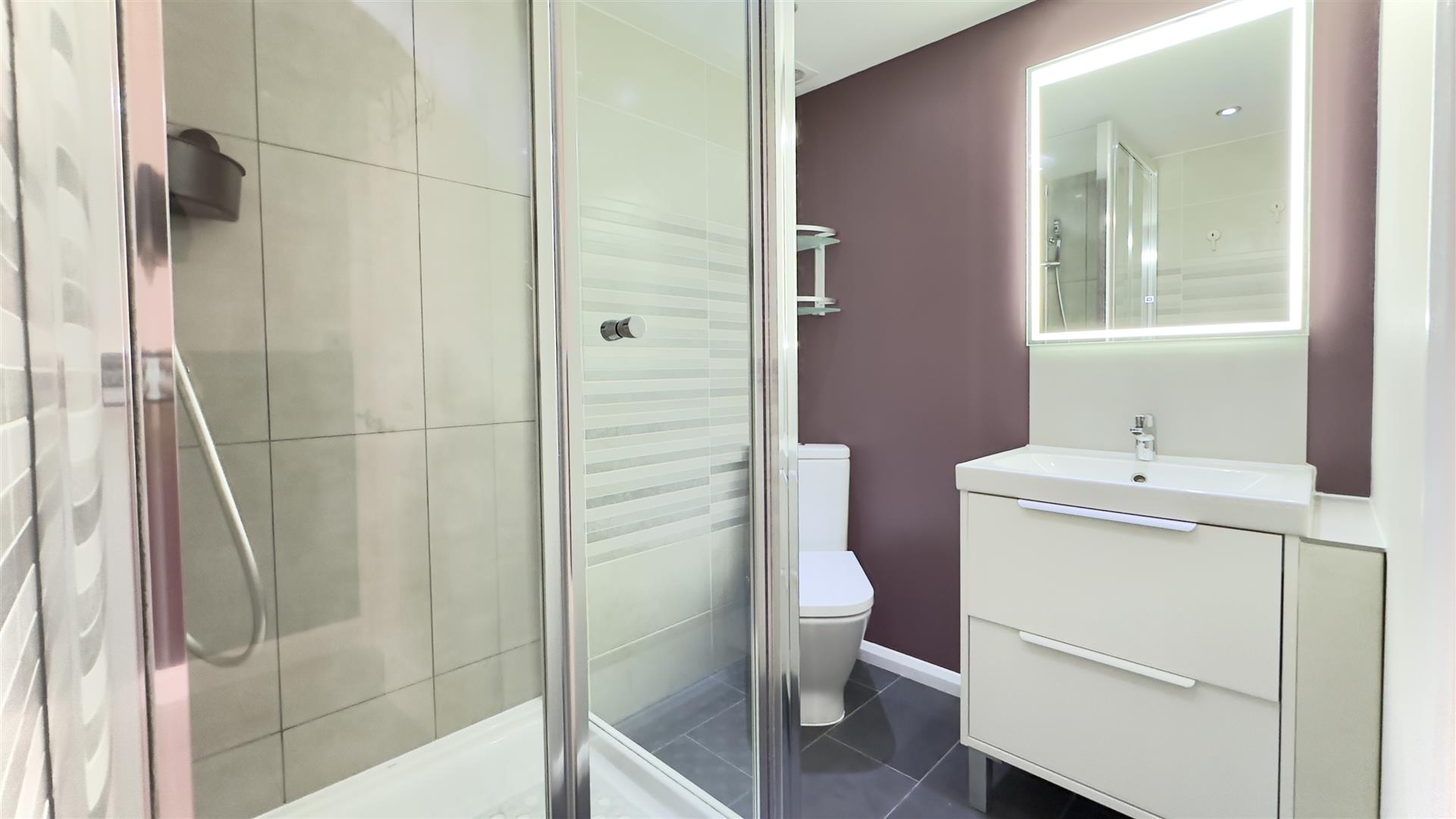 Image of Apartment - 3 Bedrooms - 2 Bathrooms for Sale in Rosia Plaza-Gibraltar, Image 6